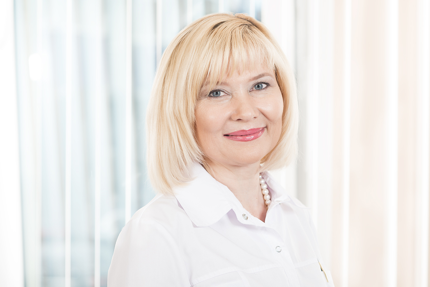 Доктор медицинских наук, акушер-гинеколог опыт  более 35 лет